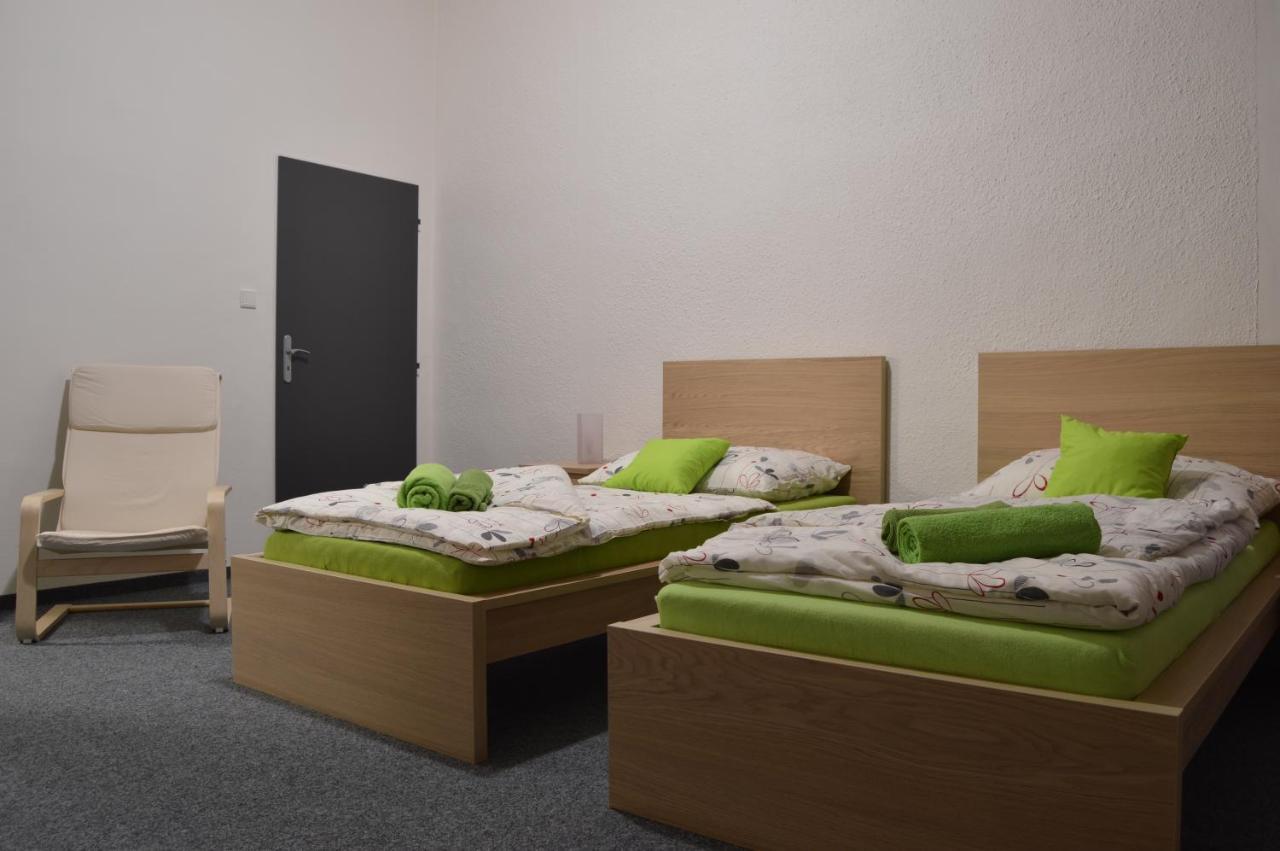 Hotel*** Cesky Dum Chomutov Buitenkant foto